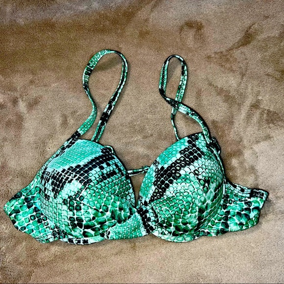 Sexy push up snake pattern bikini top, size S - Picture 2 of 4